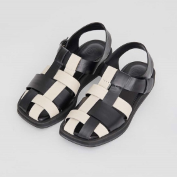 recto Shoes - Recto Crossover Fisherman Sandals